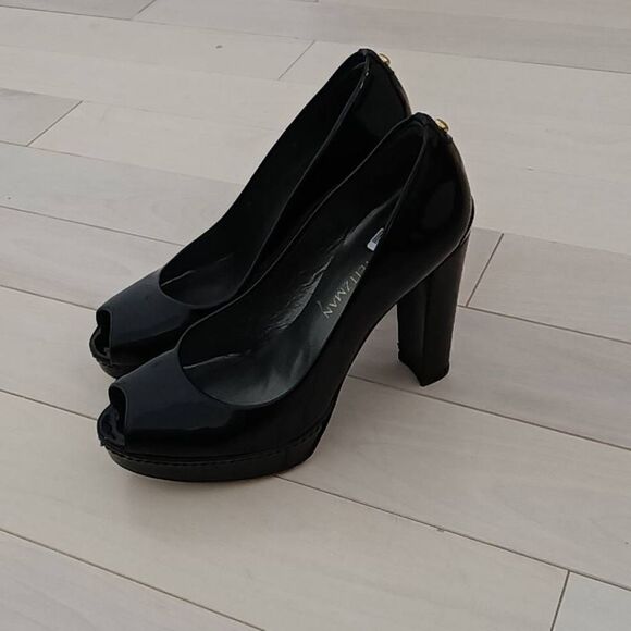 Stuart Weitzman Women's Platform Peep Toe Block Heels Black Size 6.5 M - Picture 1 of 7